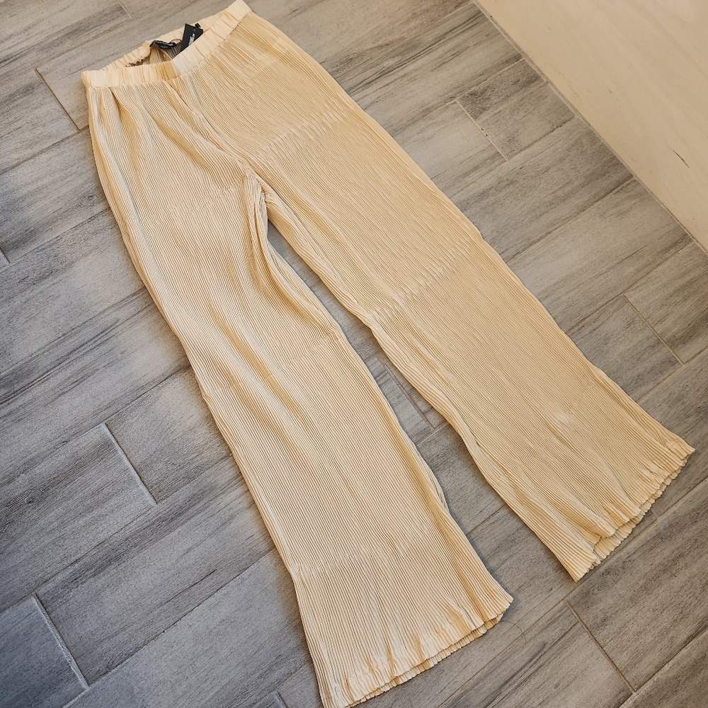 PrettyLittleThing PLT Pants 8 Cream Plisse High Waist Semi-sheer Wide Leg New